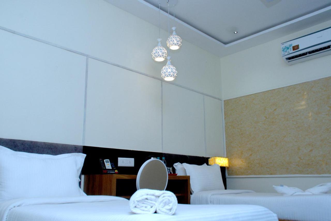 Santu Basil - An Eco Resort Bhavnagar Buitenkant foto