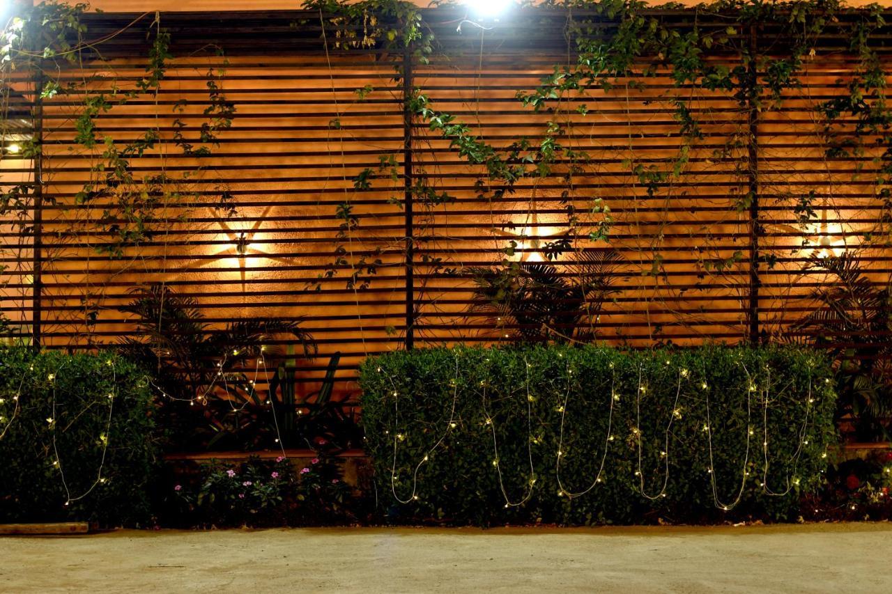 Santu Basil - An Eco Resort Bhavnagar Buitenkant foto